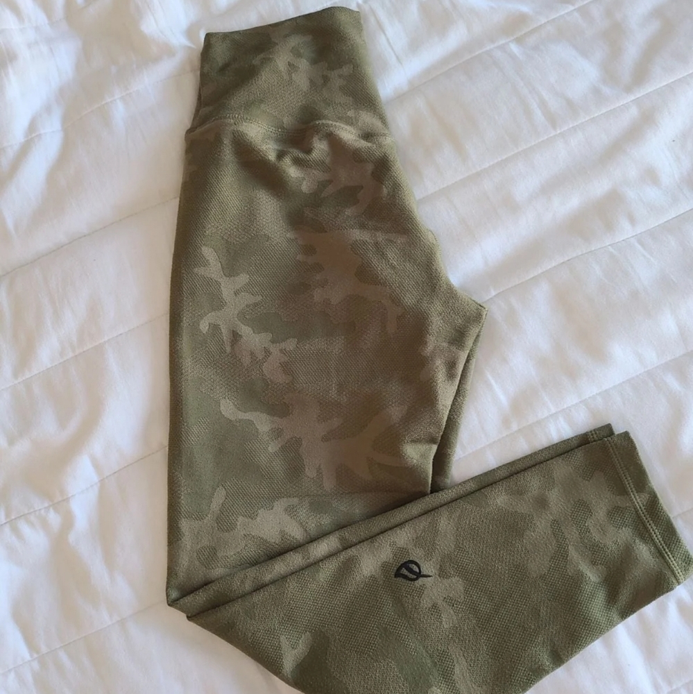 P'tula Mystique Leggings size M